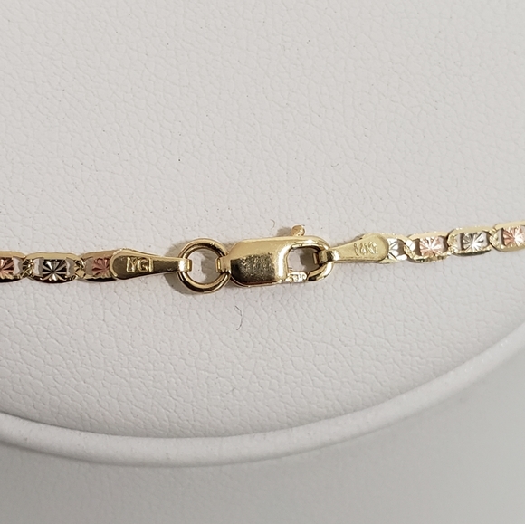 14K 3 Tone Gold Pendant and Gucci Chain - Picture 8 of 8